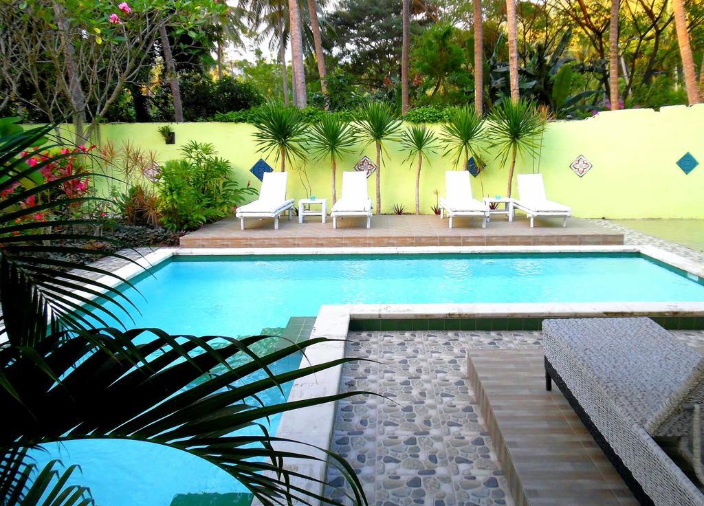 Lazy Monkey Senggigi Exterior photo