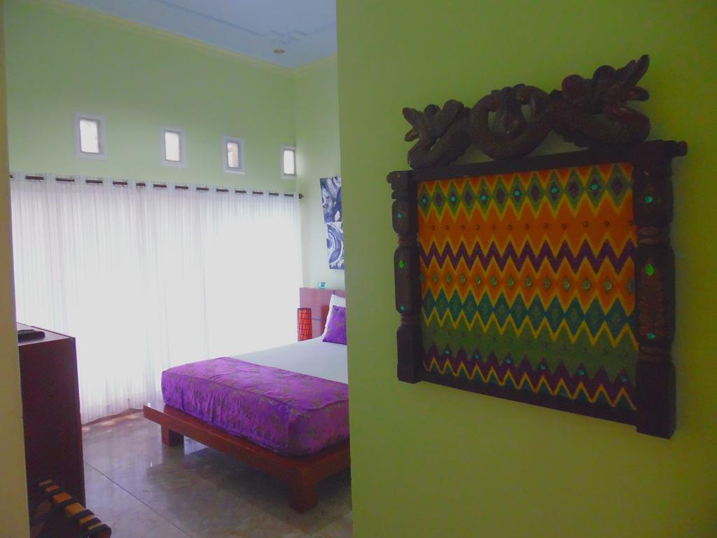 Lazy Monkey Senggigi Exterior photo